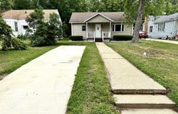 310 Prairie Street, Ottawa, IL 61350