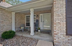 5046 Castle Douglas Drive, St Peters, MO 63304