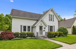 617 E 9th Street, Auburn, IN 46706