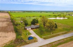 3745  E 420  RD, Adair, OK 74330