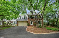 2300 YVONNES WAY, VIENNA, VA 22027