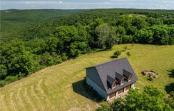 10022 W Devils Den Road, Winslow, AR 72959