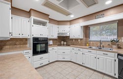 149 Bonham Drive, Hewitt, TX 76643