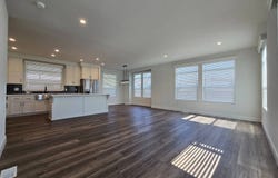 8801 Eton Ave, Canoga Park, CA 91304
