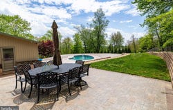 1851 MEETINGHOUSE ROAD, WARMINSTER, PA 18974