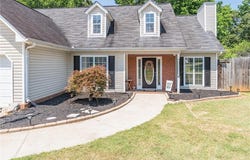 4872 Hunt Club Drive, Flowery Branch, GA 30542