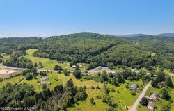 3593 State Route 309 HWY, Dallas, PA 18612