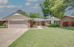 733 Park Drive, Yukon, OK 73099
