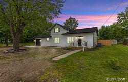 412 S Woodworth Street, Corunna, MI 48817