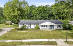 4903 Forest Grove Drive, Fort Wayne, IN 46835
