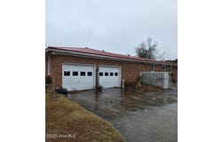 306 Greenfield Boulevard, Greenville, NC 27834
