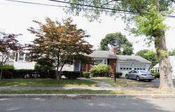 47 Miles Dr, Quincy, MA 02169