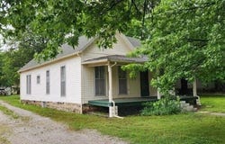 423 S Minnesota Avenue, Columbus, KS 66725