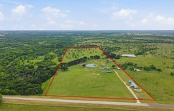 7956 Fm 2114, Hubbard, TX 76648