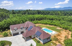 6735 Highway 357, Campobello, SC 29322