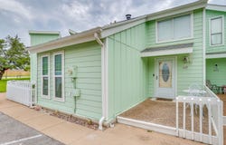 624 Harbor Circle, Azle, TX 76020