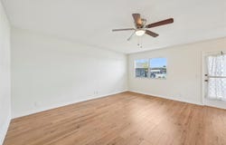 202 BEDFORD Trail, SUN CITY CENTER, FL 33573