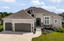 2055 NW Obrien Road, Lee's Summit, MO 64081