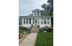 113 2nd Avenue SW, Fairfax, MN 55332