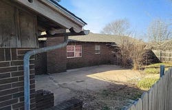 2 NW 36th St, Lawton, OK 73505