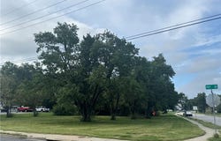 6702 W 151st Street, Overland Park, KS 66223