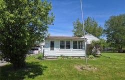 8153 Lindberg Street, Masury, OH 44438