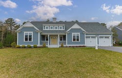 7 Nicklaus Way, Mashpee, MA 02649