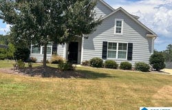 1142 MOUNTAIN LAUREL CIRCLE, MOODY, AL 35004