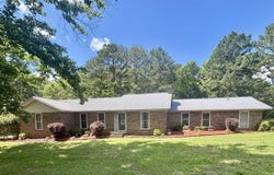 102 Club House Drive, Bald Knob, AR 72010