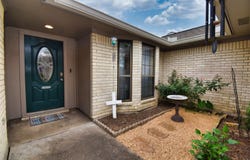 9286 Meadowbend Dr., Beaumont, TX 77706