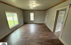 219 S Bankson, St Louis, MI 48880