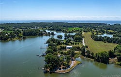 498  Seaboard Dr, Reedville, VA 22539