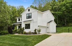 1285 Bluejack Lane, Heath, OH 43056