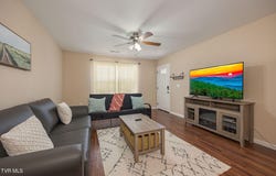 2834 Seth Avenue, Pigeon Forge, TN 37863