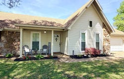 456 E Brick Dr, Marion, AR 72364