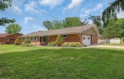 8718 Falls Lane, Broadview Heights, OH 44147