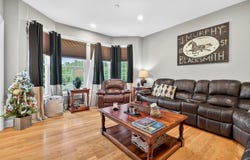 99 Carriage Lane, Roxbury, CT 06783