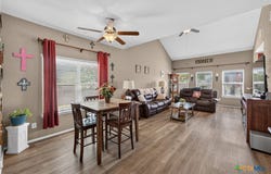 301 Maple Way, New Braunfels, TX 78132