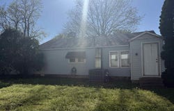 813 Eaton St, Corning, AR 72422