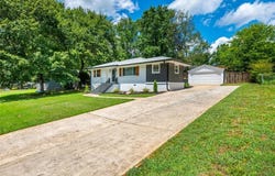 941 Shirley Street SE, Smyrna, GA 30082