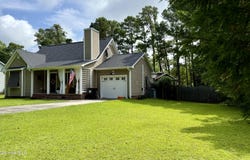 117 Foster Creek Court, Swansboro, NC 28584