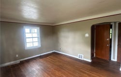 3927 E 153rd Street, Cleveland, OH 44128