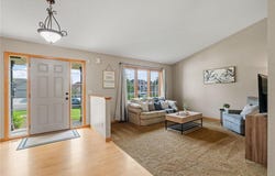 6426 84th Street NE, Monticello, MN 55362