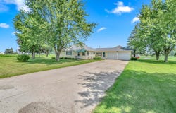 622 W Central Road, Bronson, MI 49028