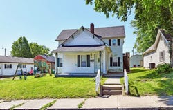 59-61 E Washington Street, Mooresville, IN 46158
