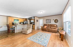 344 Johnson Farm Rd, Maynardville, TN 37807