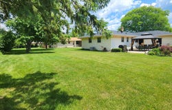 7607 S Clement Ave, Oak Creek, WI 53154