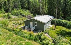 3891 Sullivan Lake Rd, Ione, WA 99139