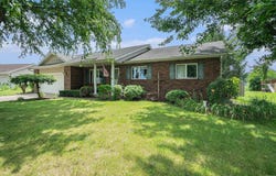 17574 Steppelands Lane, Goshen, IN 46526