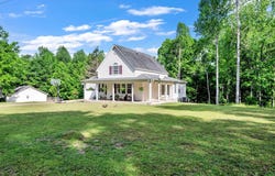 25 CHRIS Cir, Cordova, AL 35550